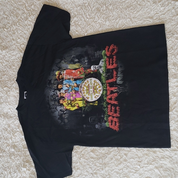 the Beatles Sargent Pepper Black T Shirt Med Nwt - Picture 5 of 5